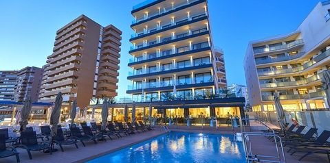 obiekt, teren hotelu, basen