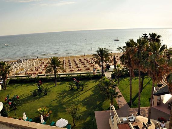 teren hotelu, plaża