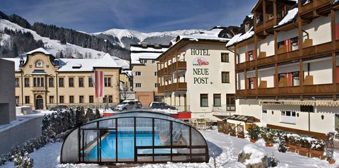 obiekt, teren hotelu, basen