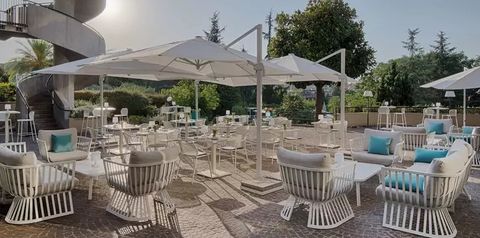 teren hotelu, restauracja