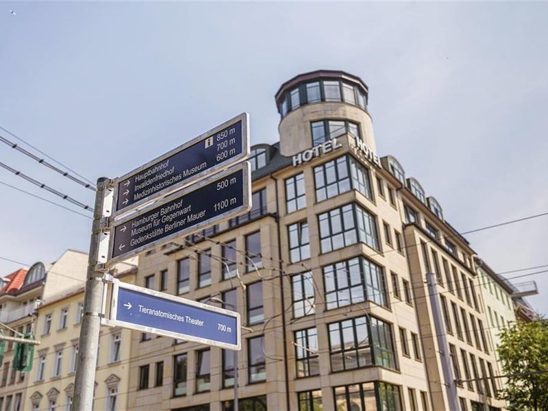 Berlin Mitte by Campanile