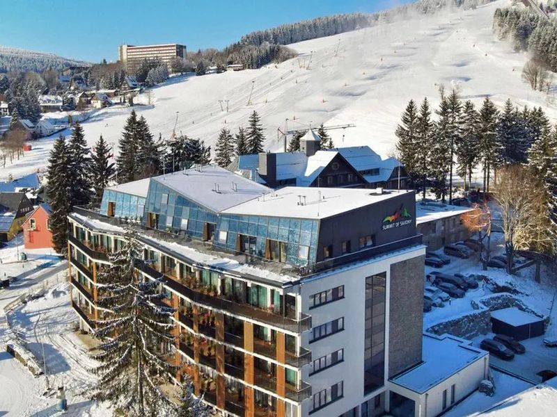 Summit of Saxony Resort