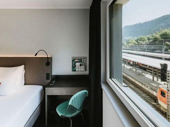 Night Inn 4*