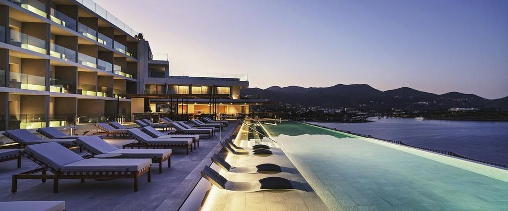 obiekt, teren hotelu, basen