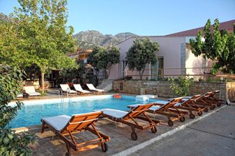 Niriides Beach (Bali)