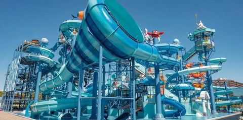 basen, aquapark, zjeżdżalnia