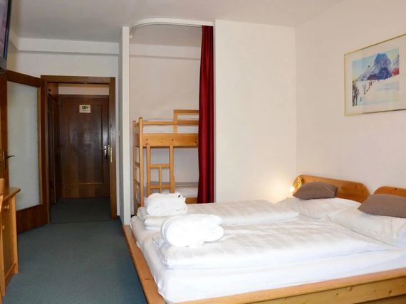 Nockalm Innerkrems 4*