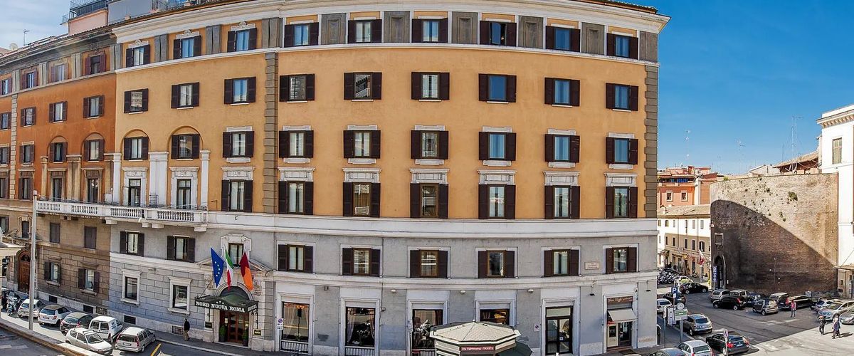 obiekt, budynek główny