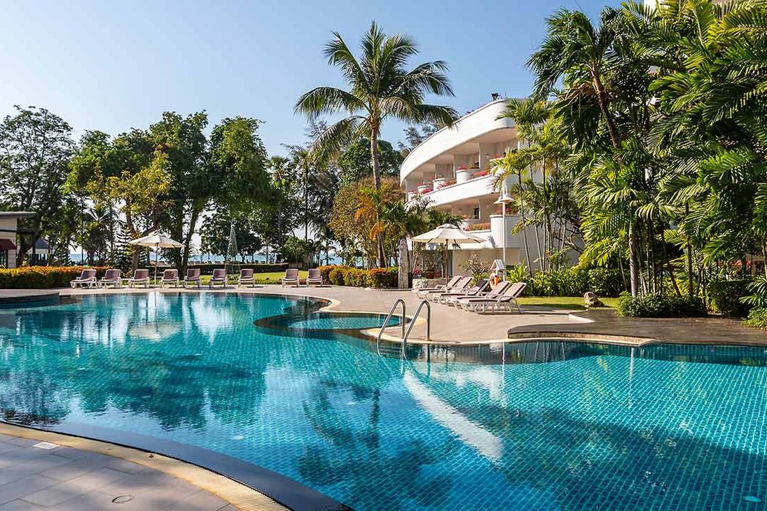 obiekt, teren hotelu, basen