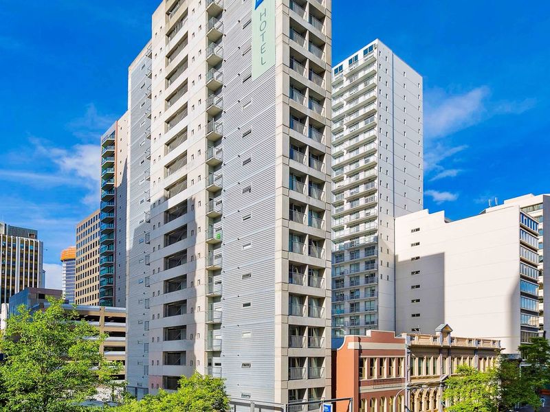 Auckland Ibis Styles