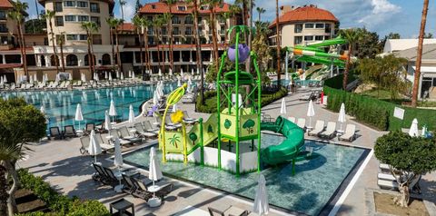 obiekt, basen, zjeżdżalnia