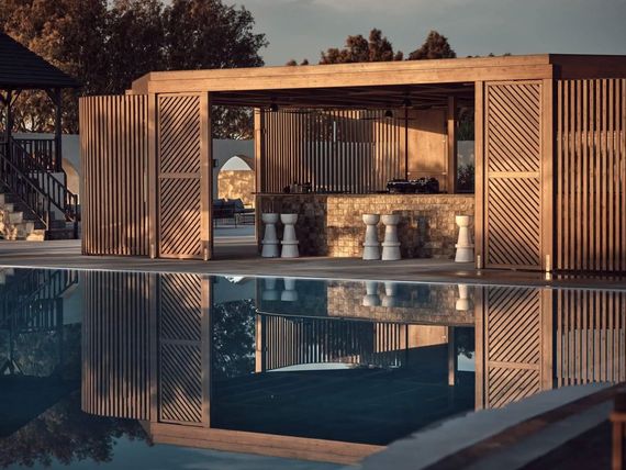basen, pool bar