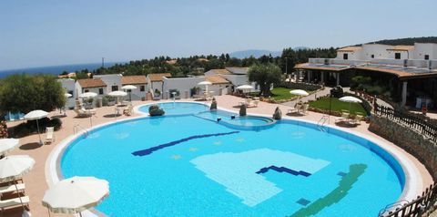 basen, teren hotelu, obiekt