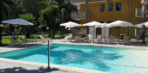 obiekt, teren hotelu, basen