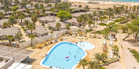 teren hotelu, basen, plaża