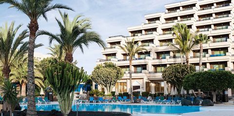 obiekt, teren hotelu, basen