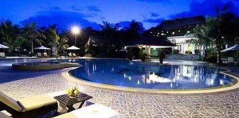 obiekt, teren hotelu, basen