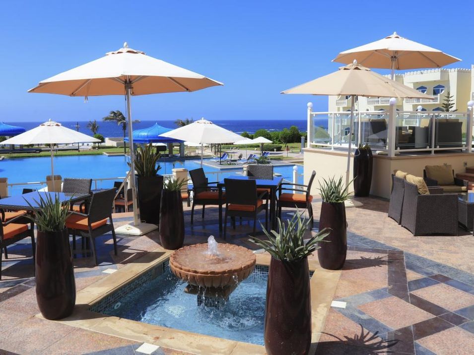 pool bar