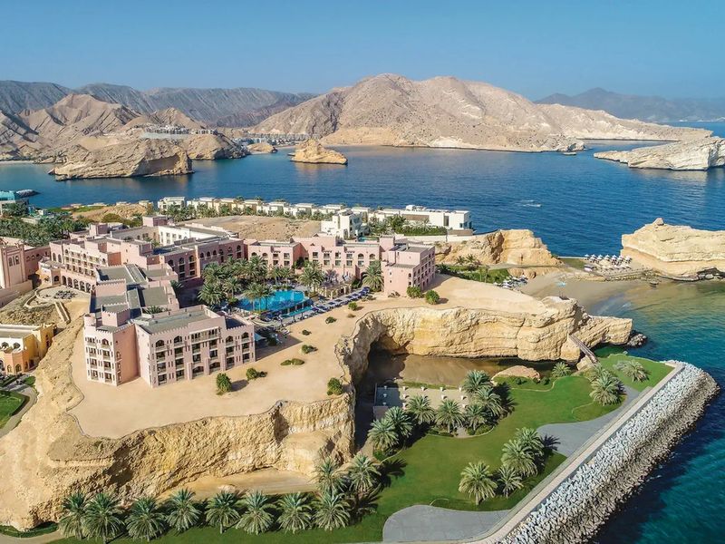 Shangri - La's Al Husn