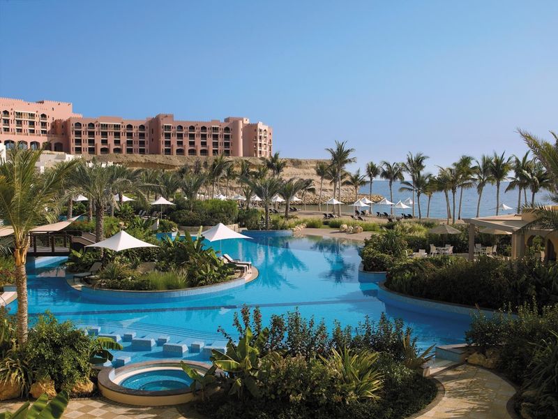 Shangri La's Al Jissah Resort