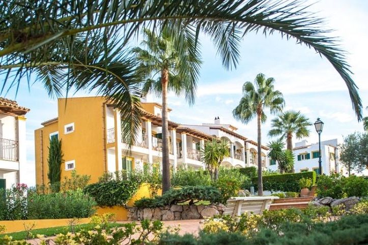 obiekt, teren hotelu