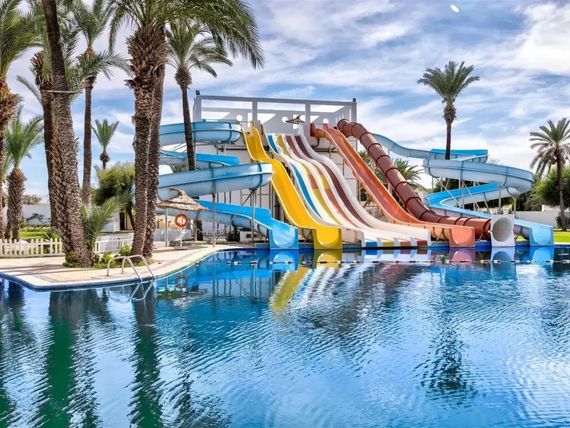 basen, aquapark, zjeżdżalnia