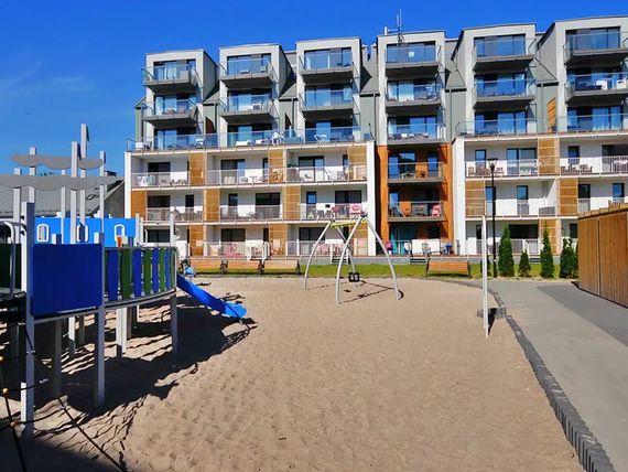 teren hotelu, dla dzieci, plac zabaw