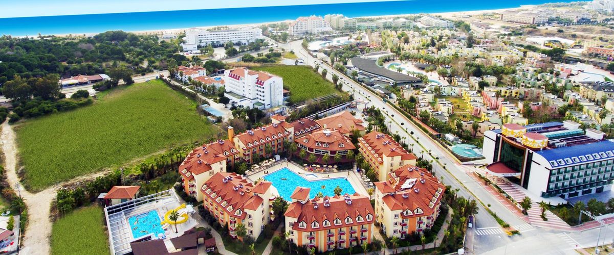 teren hotelu, obiekt