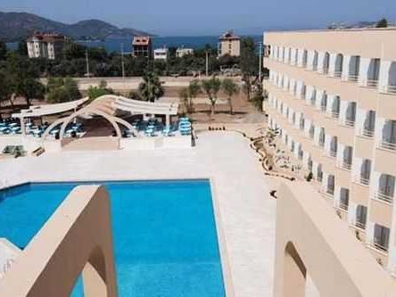 Orient Resort
