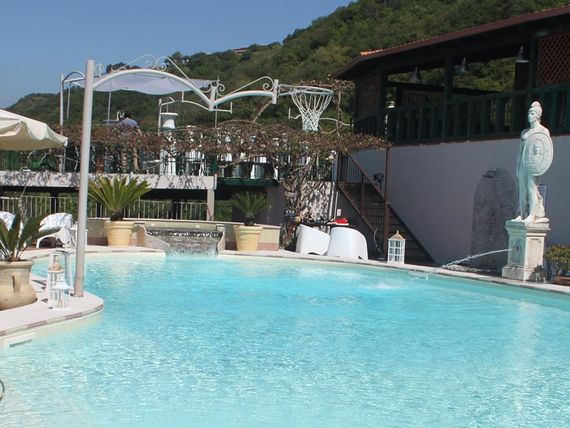 teren hotelu, basen, sport i rekreacja