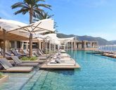 Oros Luxury Beach Resort