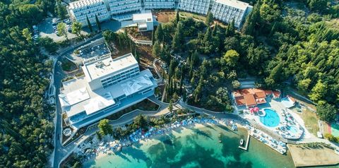 teren hotelu, basen, plaża