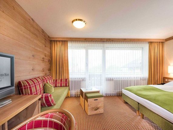 Osterreichischer Hof 4*