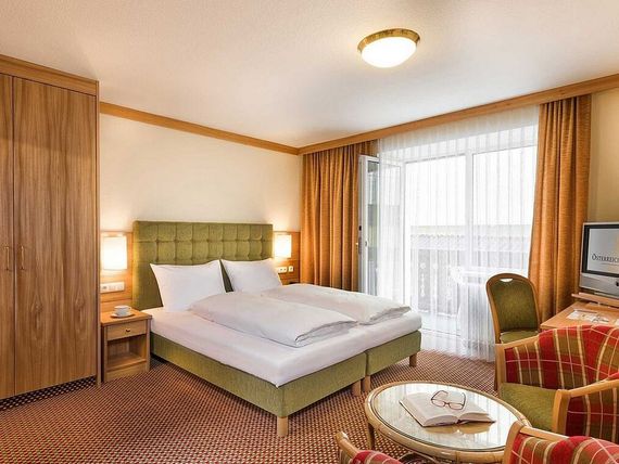 Osterreichischer Hof 4*