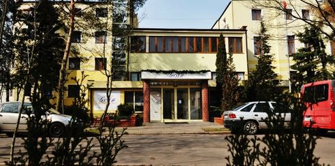 obiekt, budynek główny, teren hotelu