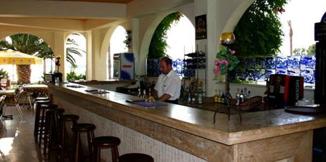 teren hotelu, plaża, drink bar