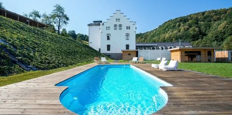 obiekt, teren hotelu, basen