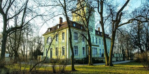 obiekt, budynek główny, teren hotelu