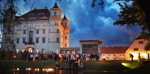 obiekt, budynek główny, teren hotelu