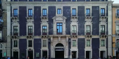 budynek główny, obiekt