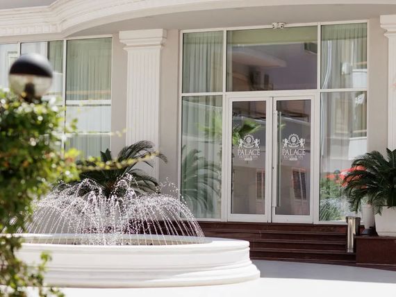 Palace &amp;amp; Spa Durres 5*