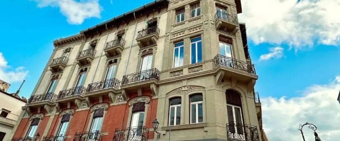 obiekt, budynek główny