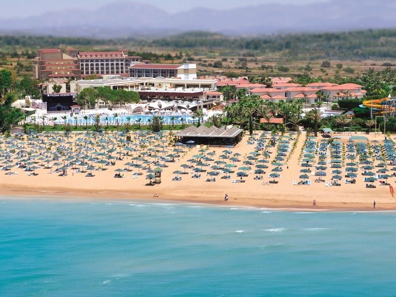 Paloma Oceana Resort