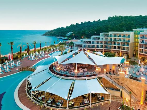 Paloma Pasha Resort