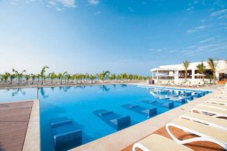 RIU Playa Blanca