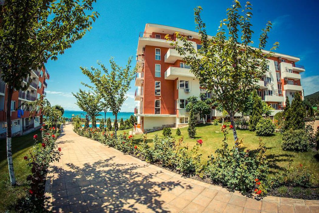 obiekt, teren hotelu