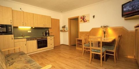 pokój, kuchnia / aneks kuchenny