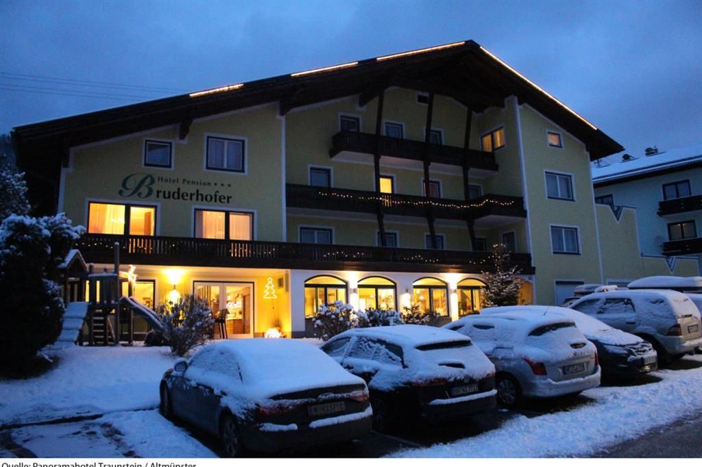 budynek główny, obiekt