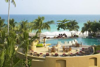 Paradee Resort