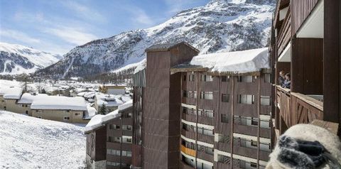 obiekt, budynek główny, teren hotelu